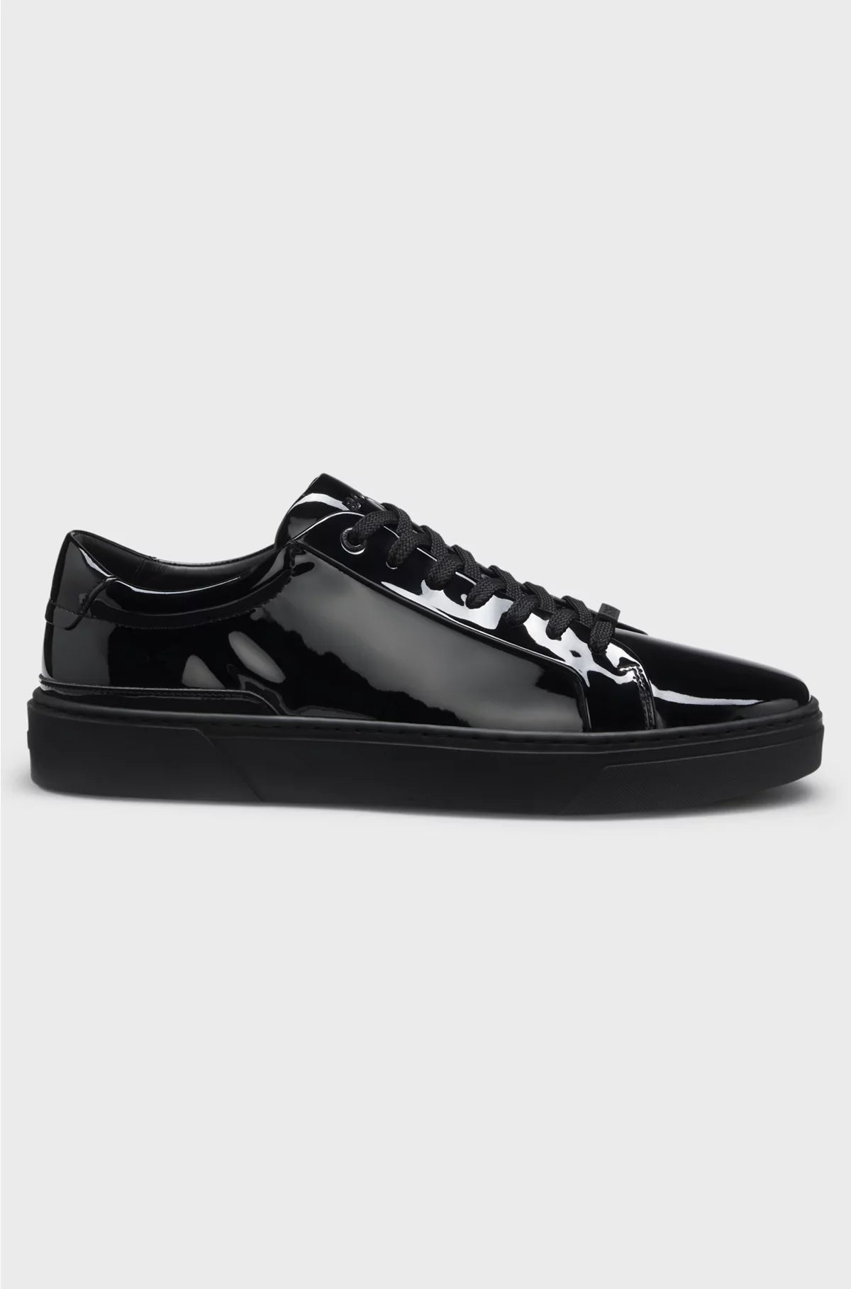 GARY TRAINERS WITH PATENT EFFECT